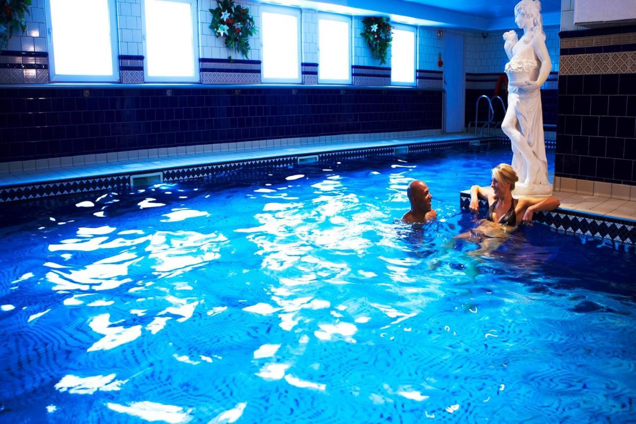 The Spa Chalet Scarborough Hot Tub, Pool, Gym, Beach Location Luaran gambar