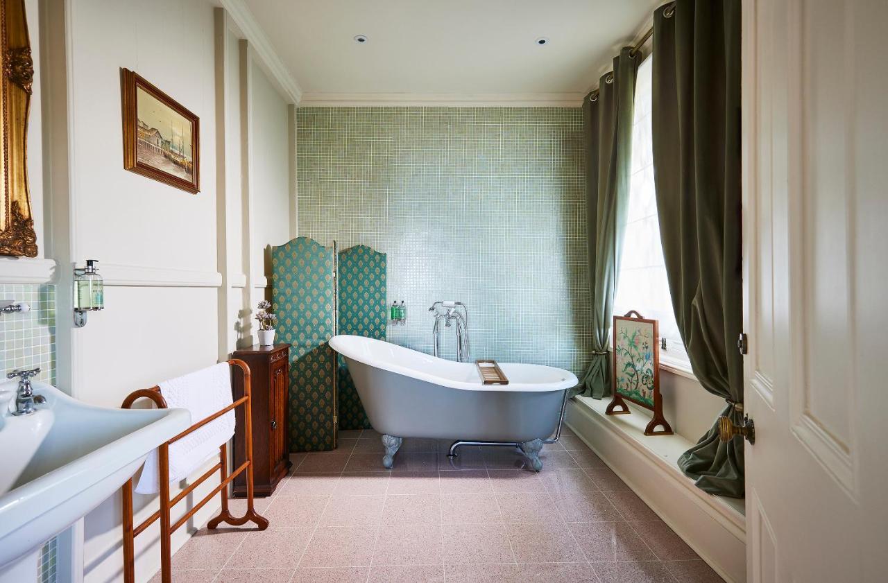 The Spa Chalet Scarborough Hot Tub, Pool, Gym, Beach Location Luaran gambar